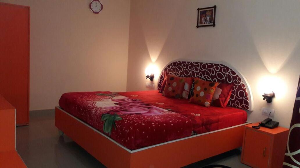 Paradise Luxury Home Stay Khajurāho Zewnętrze zdjęcie